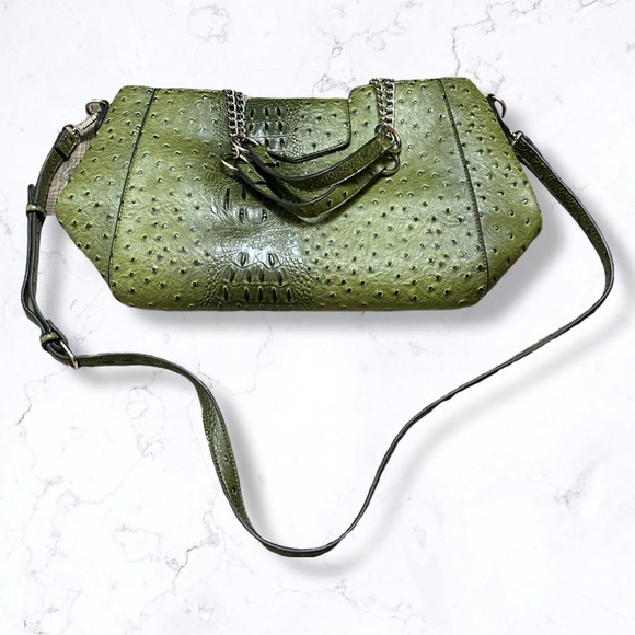 EST. 1946 Green faux Ostrich Skin Satchel - Picture 1 of 4